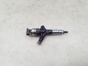 Subaru Outback (2003–2009) Injektor Einspritzdüse 16613AA020 - 4