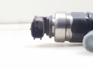 Subaru Outback (2003–2009) Injektor Einspritzdüse 16613AA020 - 5