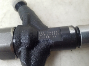 Subaru Outback (2003–2009) Fuel injector 16613AA020 - 3