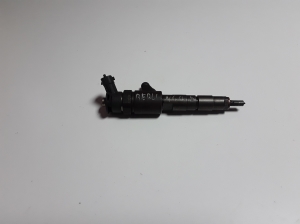   Fuel injector 