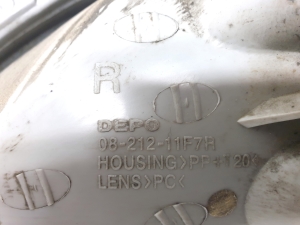 TOYOTA Yaris (1999–2005) Scheinwerfer vorne 08-212-11F7R - 2