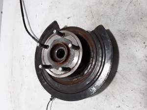  Rear hub 