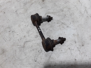  Rear stabilizer link 