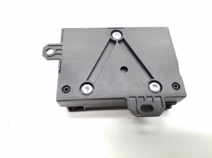  Fuel pump control module 