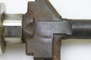  Fuel injector 