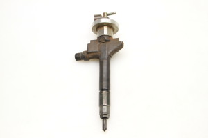  Fuel injector 