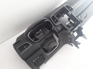 RENAULT Koleos (2016–2026) Dashboard and its parts 681006130R - 8