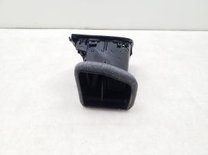 Skoda Fabia MK 3 (2014–2021) Armatuurlaua ventilatsioonivõred 6V0819701C - 3