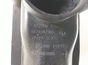 Peugeot Partner II (2008–2018) Turbolader Kühlmittelleitung 9674942380 - 3