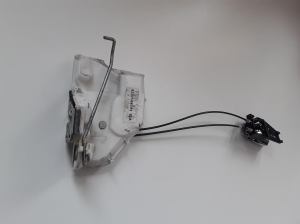 Suzuki Swift IV (2010–2017) Front door lock 822U168LA1 - 2