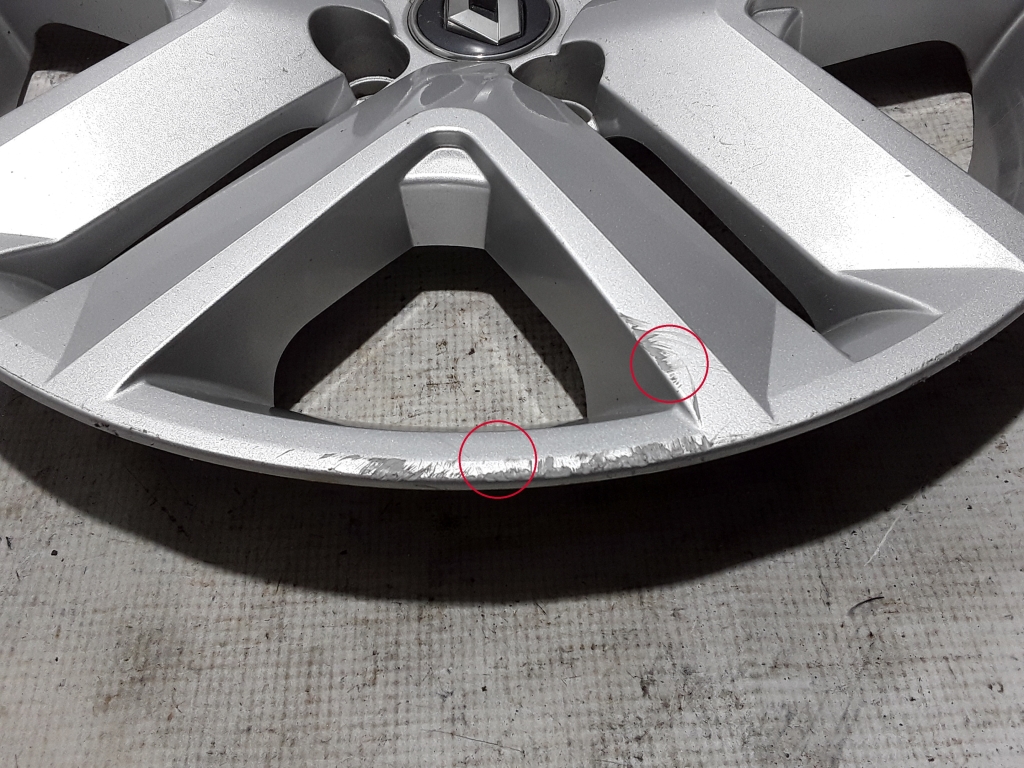 Used RENAULT Clio Rim cover 403155679R