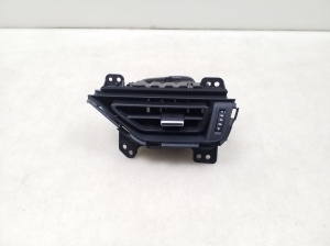 Salona paneļa ventilācijas restes - 4556422070