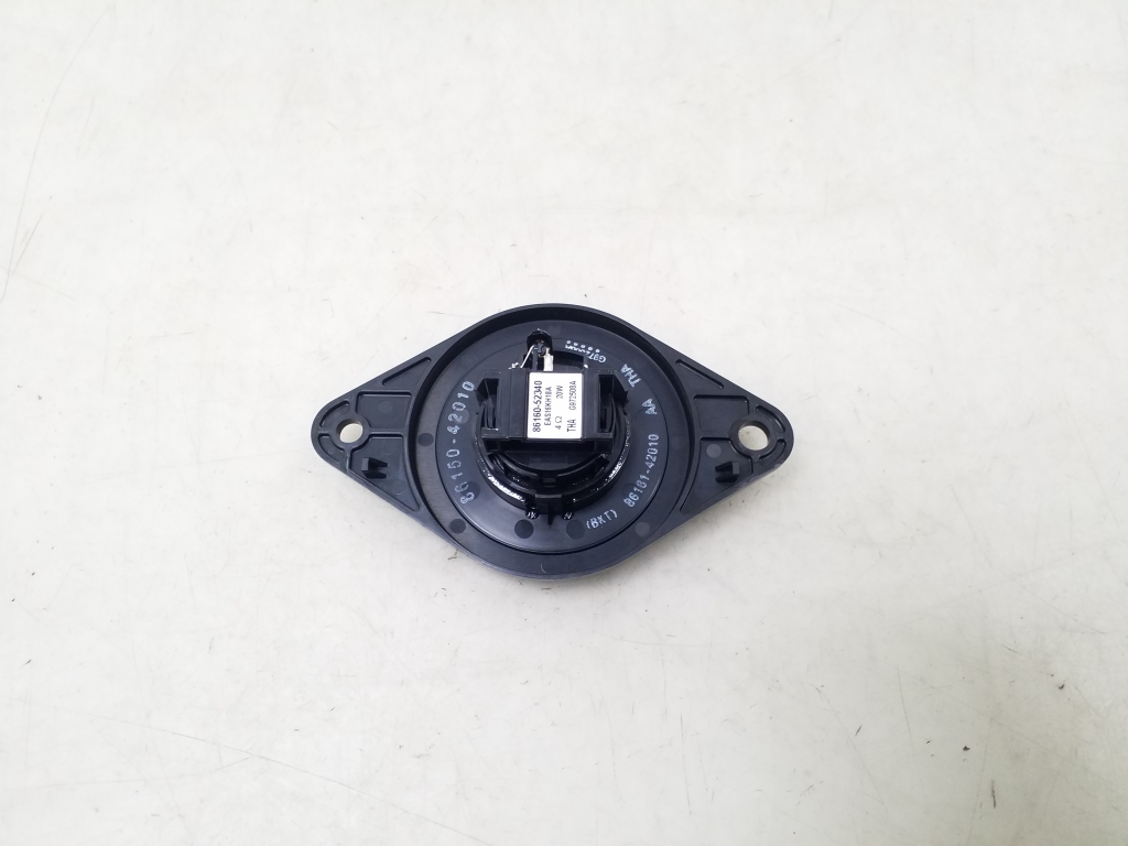 TOYOTA RAV4 5 generation (XA50) (2018-2024) Subwoofer 8616052340 24964812