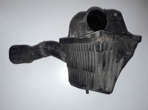 Jeep Grand Cherokee WK (2004–2010) Luftfiltergehäuse 53013803AC