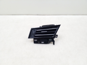 Dashboard air vent grilles - 3G1819701E