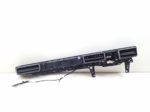 Volkswagen Passat B8 (2014–2023) Dashboard air vent grilles 3G1858416M - 5