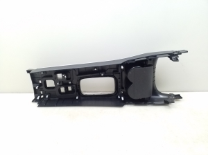 Mitsubishi Outlander (2012–2021) Center console - 7