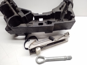 Mercedes Benz E-Class W207 (2009–2017) Trunk tool tray and its parts A2078990414 - 3