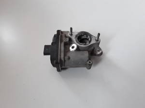  EGR valve 