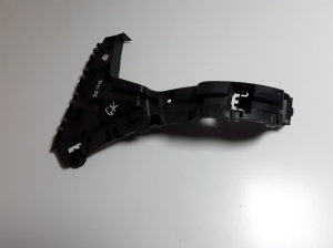 Rear bumper bracket - 8U0807453A