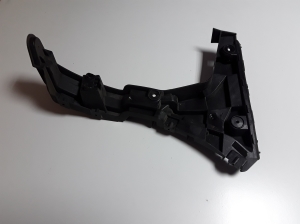AUDI Q3 8U (2011–2018) Rear bumper bracket 8U0807453A - 3