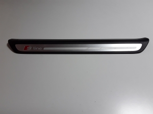 Inner sill trim - 8U0853374B