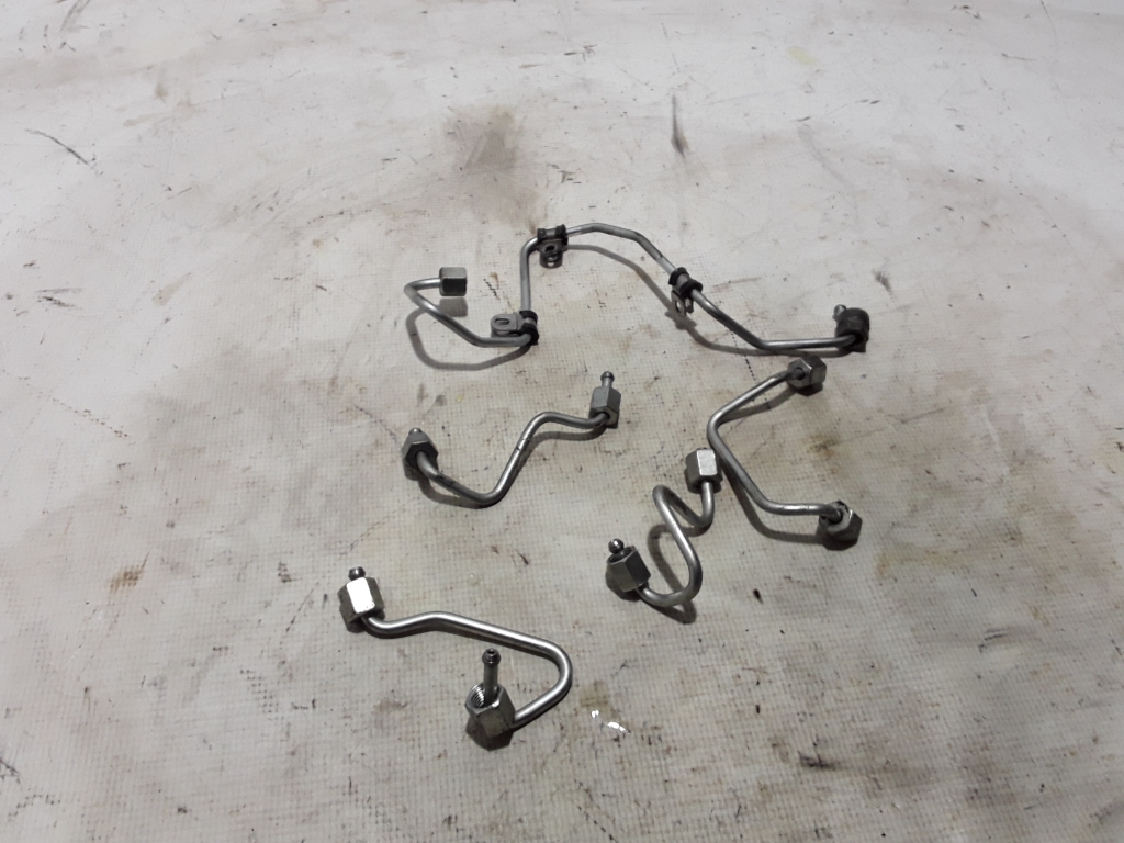 Used AUDI Q5 Fuel injector tubes 03L130301R