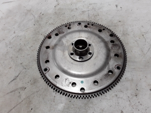  Clutch flywheel 