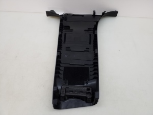 Mercedes Benz B-Class 246 (2011–2017) Keskpiilari siseviimistlus A2466920122 - 3