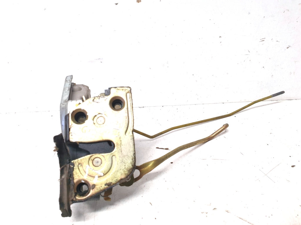 Suzuki Jimny (1998–2018) Esiukse lukk 101528-0160 Suzuki Jimny (1998–2018) Esiukse lukk 101528-0160