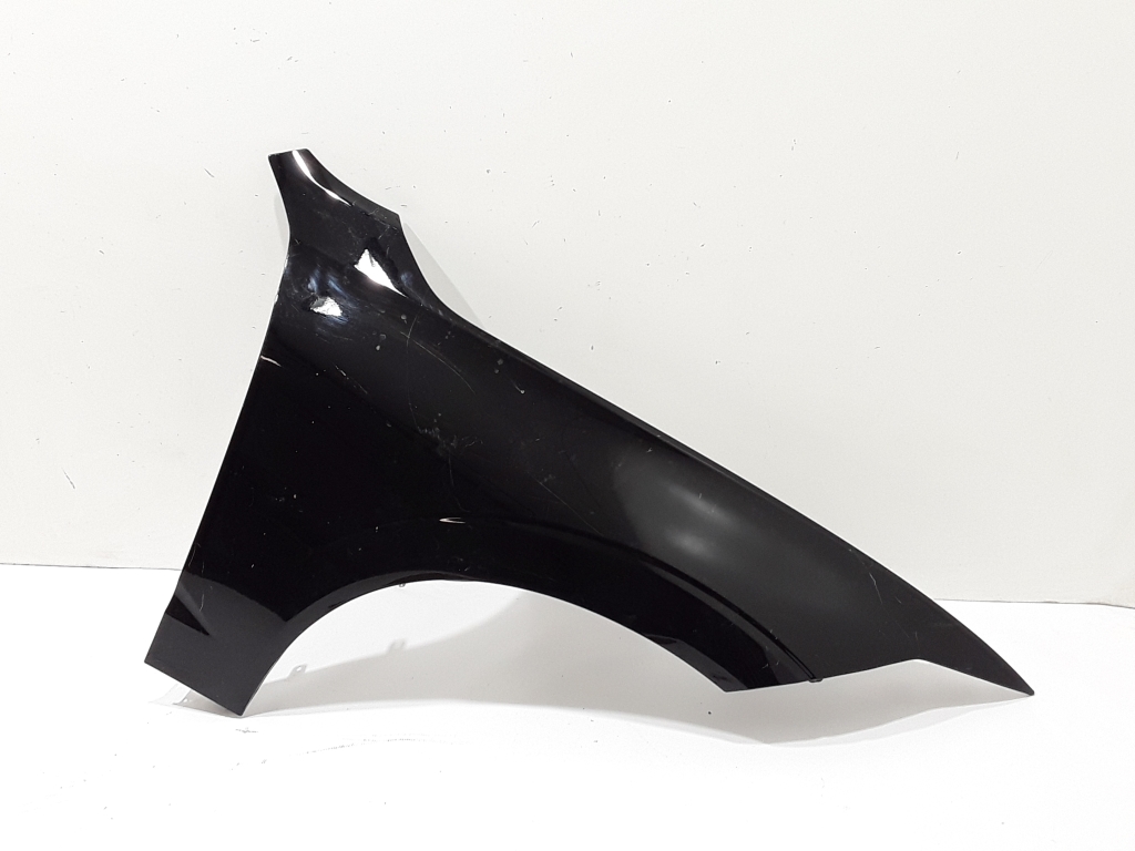 Used VOLVO XC60 Front wing 32297442