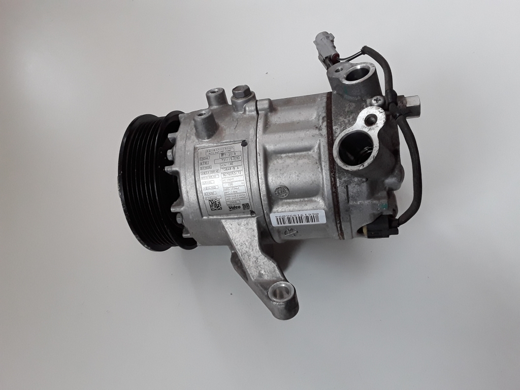 Used Subaru Forester Air conditioner compressor 73111SJ030