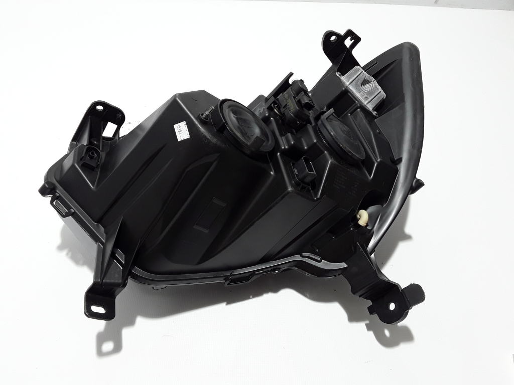 Used RENAULT Master Headlights 260105567R