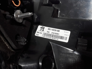 Peugeot 5008 (2017–2026) Eckleuchte hinten 9811028180 - 2