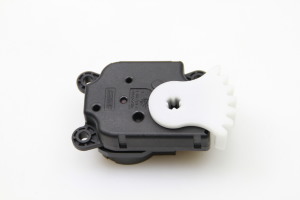 Opel Mokka (2012–2020) Salongi soojenduse klapi mootor 13372966 - 4