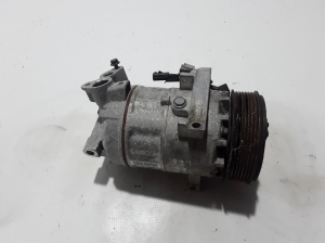 RENAULT Captur (2013–2019) A/C compressor 926000734R - 2