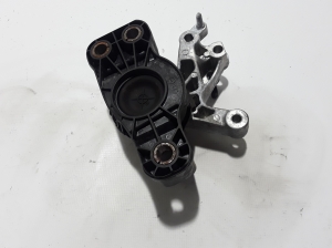Engine bracket - 112849985R