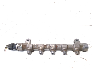 Hyundai ix35 (2009–2015) Kõrgsurve kütusetorustik ja selle osad 0445214181 - 2