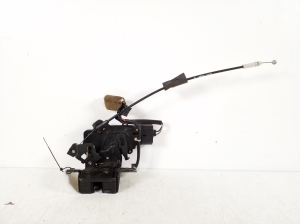 Trunk lid lock - 69110-02010