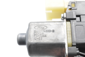 Ford Fiesta VI (2008–2017) Esiukse aknatõstuki mootor 8A6114553B - 2