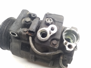 Mercedes Benz C-Class 204 (2007–2014) Konditsioneeri kompressor A0022303211 - 2