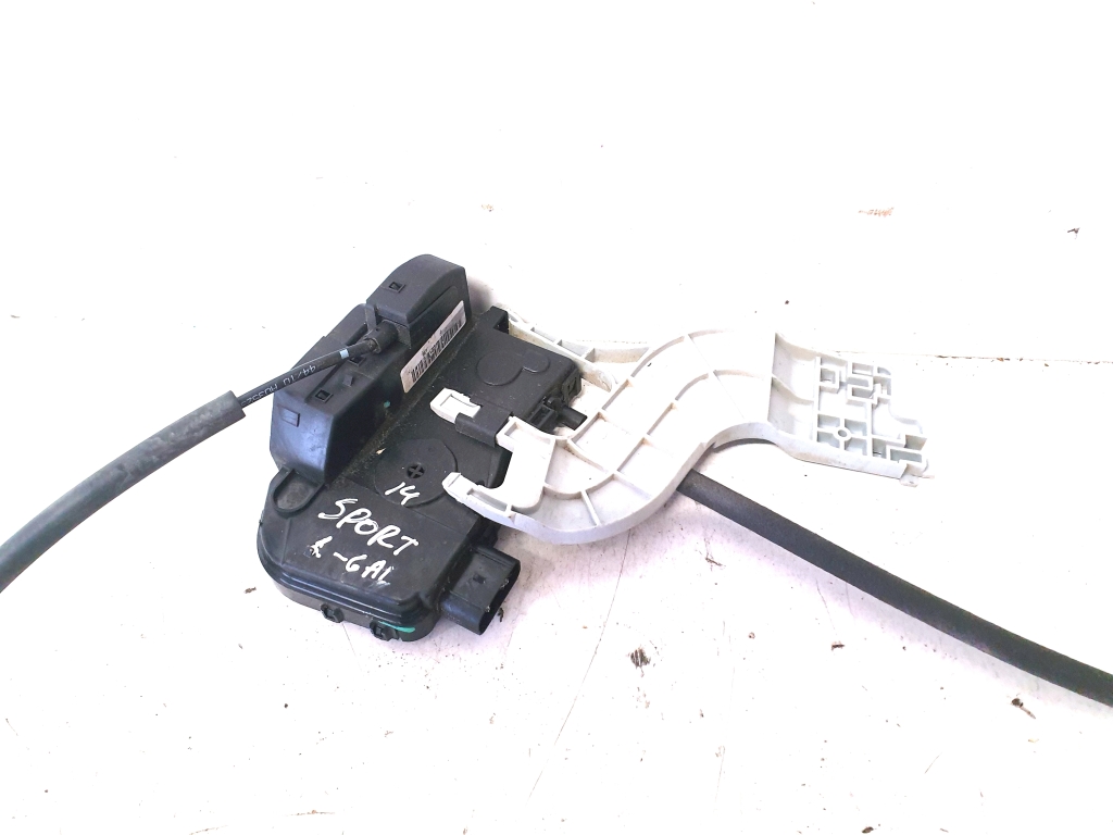 Kia Sportage (2010–2016) Rear side door lock