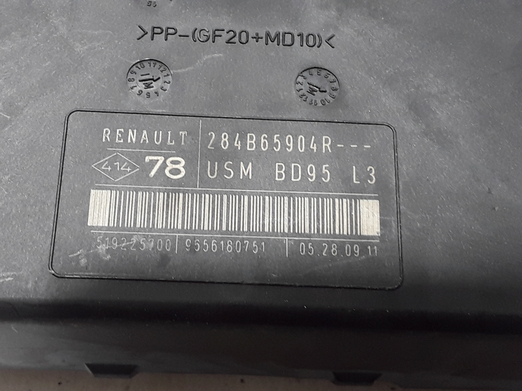 RENAULT Megane 3 generation (2008-2020) Fuse box 284B65904R 21012934