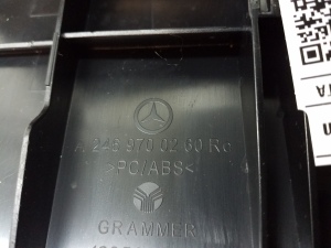 Mercedes Benz B-Class 246 (2011–2017) Sonstiges Teil des Rücksitzes A2469700260 - 3