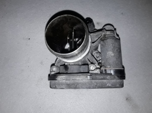  Accelerator valve 