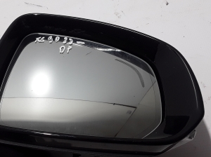  Side mirror and its details 