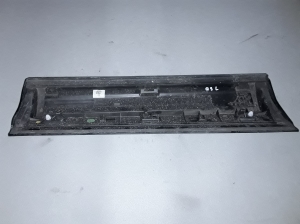 AUDI Q3 8U (2011–2018) Zierleisten der hinteren Seitentüren 8U0853969F - 3