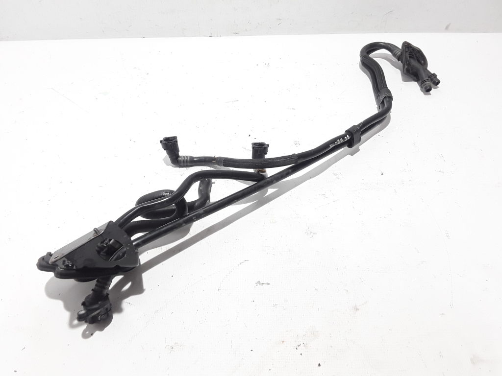 Used VOLVO XC90 Cooling radiator hose 32278431