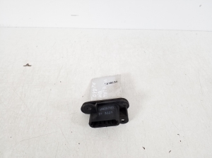 Cabin shoulder motor resistance - 
