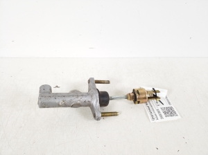 TOYOTA Celica (1999–2006) Clutch master cylinder 31420-20070 - 2